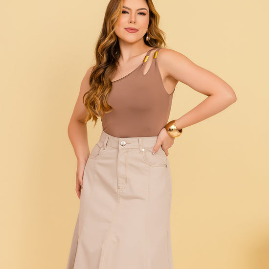 Saia Sofia Bege – Saia Midi em Brim com Modelagem Sereia e Bolsos 