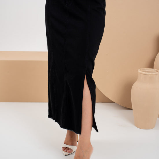 Saia Betule Preta – Saia Jeans Longa com Fenda Frontal 